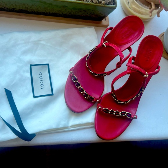 Vintage GUCCI kitten heels 👠 - Picture 13 of 13